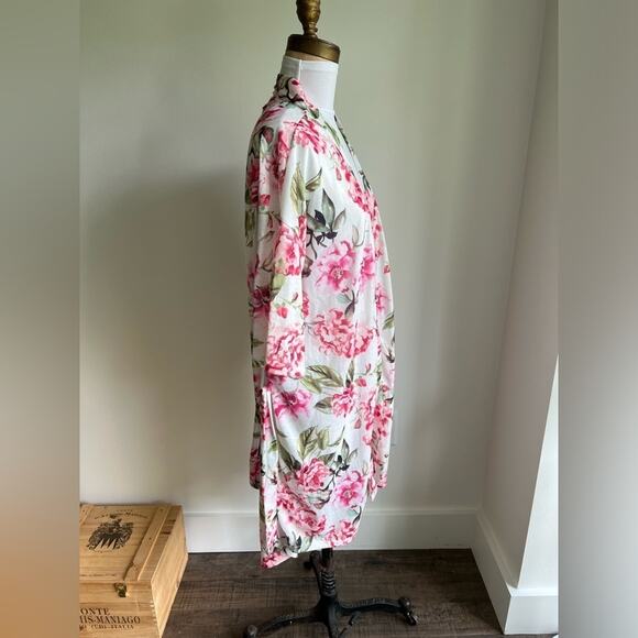 SHOW ME YOUR MUMU PINK FLORAL ROBE SHORT SLEEVE BRIDESMAID ONE SIZE - Picture 3 of 7